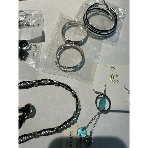 New Costume‎ Fashion Jewelry Lot Of Mixed Toned Colorful w Lucky, Pearl NOS Vntg - Picture 7 of 9